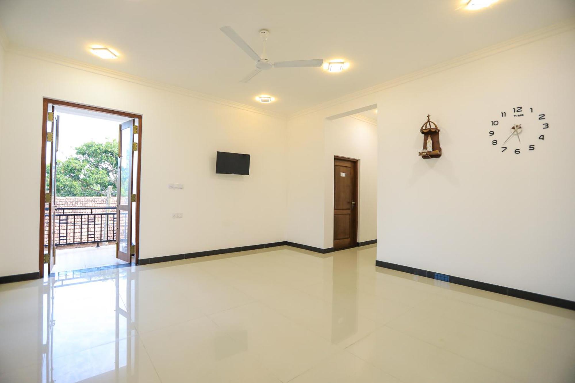 D Marit Motel Negombo Exterior foto